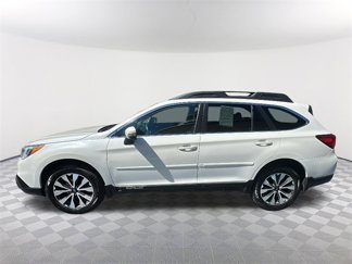 Used 2017 Subaru Outback 3.6R Limited image 1