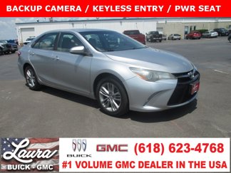 Used 2016 Toyota Camry SE image 1