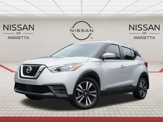 Used 2020 Nissan Kicks SV image 1