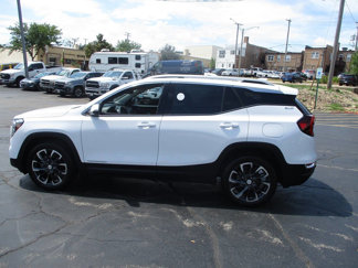 Used 2022 GMC Terrain SLT image 1