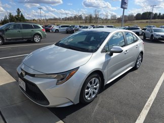 Used 2022 Toyota Corolla LE image 1