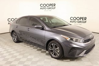 Used 2023 Kia Forte LXS image 1