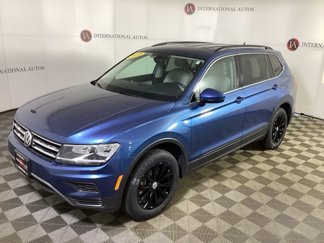 Used 2019 Volkswagen Tiguan SE image 1