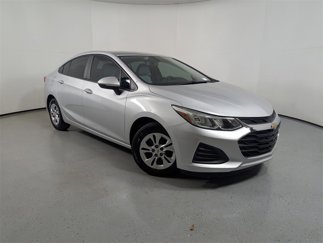 Used 2019 Chevrolet Cruze LS image 1