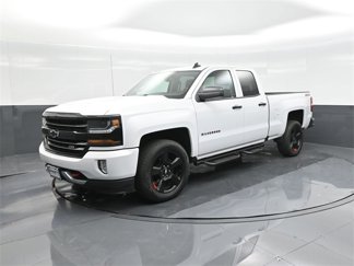Used 2017 Chevrolet Silverado 1500 LT w/ Redline Edition image 1