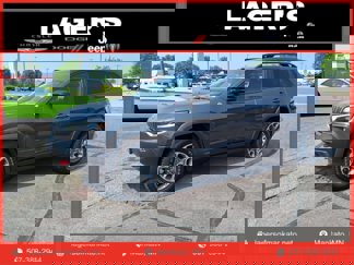Used 2022 Jeep Cherokee Trailhawk w/ Trailer Tow Group image 1