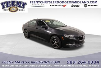 Used 2018 Buick Regal Essence w/ Sights and Sounds Package image 1