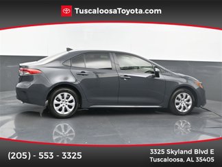 Used 2024 Toyota Corolla LE image 1
