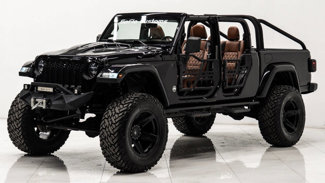 Used 2020 Jeep Gladiator Overland image 1