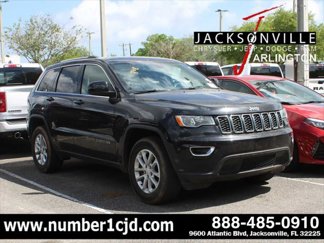 Certified 2021 Jeep Grand Cherokee Laredo image 1