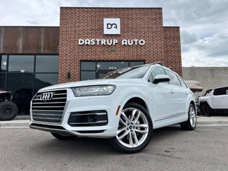 Used 2017 Audi Q7 3.0T Prestige w/ Prestige Package image 1