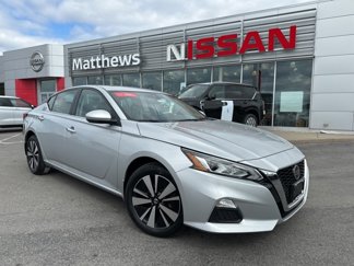 Certified 2022 Nissan Altima 2.5 SV w/ SV Premium Package image 1