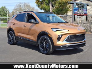 Used 2024 Buick Encore GX Sport Touring w/ Comfort Package image 1