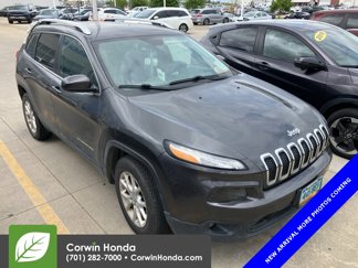 Used 2016 Jeep Cherokee Latitude w/ Comfort & Sound Group image 1