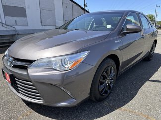 Certified 2015 Toyota Camry LE image 1