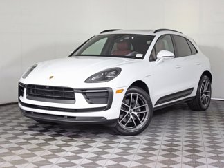 Certified 2022 Porsche Macan w/ Premium Package Plus image 1