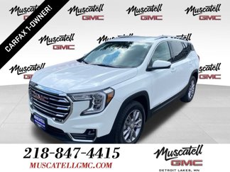 Used 2024 GMC Terrain SLT image 1