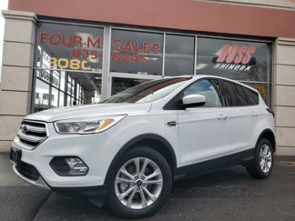 Used 2019 Ford Escape SE image 1