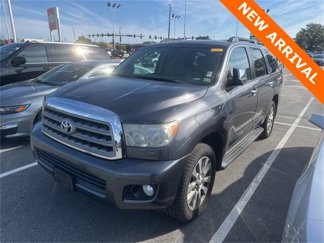Used 2014 Toyota Sequoia Limited image 1