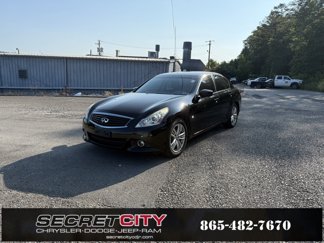 Used 2015 INFINITI Q40 image 1