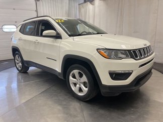 Used 2018 Jeep Compass Latitude image 1