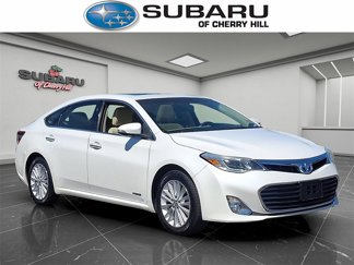 Used 2013 Toyota Avalon Limited image 1