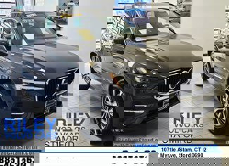 Certified 2022 Volvo XC60 B5 Momentum w/ Climate Package image 1