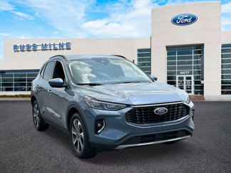 Used 2023 Ford Escape Platinum image 1