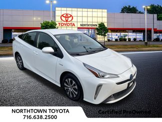 Used 2022 Toyota Prius XLE image 1