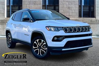 Used 2022 Jeep Compass Limited image 1