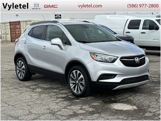 Used 2022 Buick Encore Preferred image 1