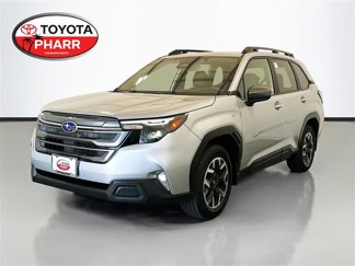 Used 2025 Subaru Forester Premium image 1