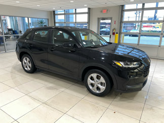 Used 2023 Honda HR-V LX image 1