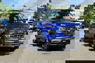 Used 2023 Hyundai Venue Limited w/ Cargo Package image 1