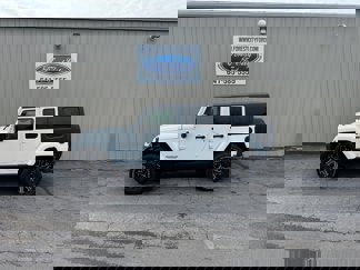 Used 2016 Jeep Wrangler Unlimited Sahara image 1