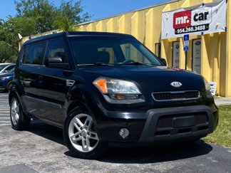 Used 2010 Kia Soul + w/ Audio Pkg image 1