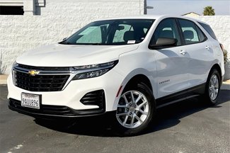 Used 2022 Chevrolet Equinox LS image 1