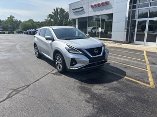 Used 2023 Nissan Murano SV image 1
