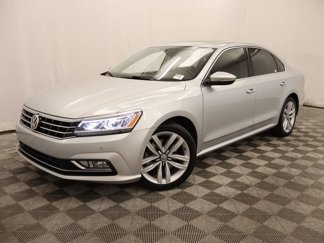 Used 2017 Volkswagen Passat 1.8T SE image 1