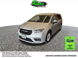 Used 2023 Chrysler Pacifica Touring-L image 1