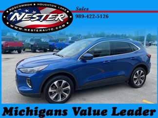 Used 2023 Ford Escape Platinum image 1