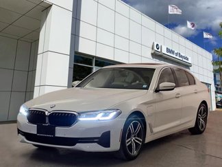 Certified 2021 BMW 530e xDrive w/ Premium Package image 1