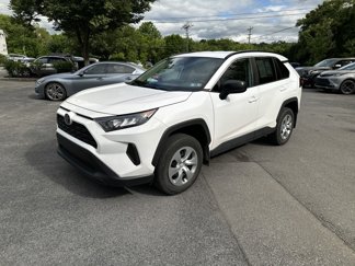 Used 2021 Toyota RAV4 LE image 1