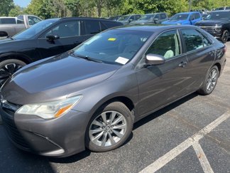 Used 2015 Toyota Camry XLE image 1