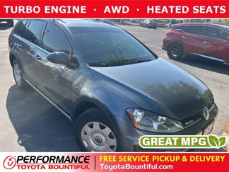 Used 2017 Volkswagen Golf Alltrack S image 1
