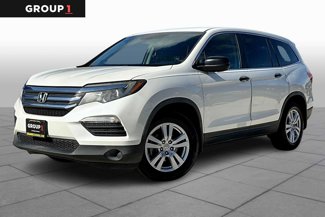 Used 2018 Honda Pilot LX image 1