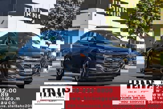 Certified 2022 Chevrolet Malibu LT image 1