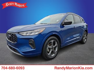 Used 2023 Ford Escape ST-Line image 1