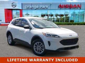 Used 2022 Ford Escape SE image 1