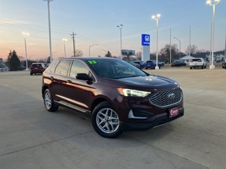 Used 2023 Ford Edge SEL image 1